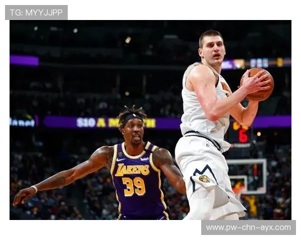 太阳临战战术：外线牵制为打开内线的必经路径